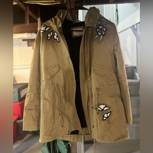 The loft green utility jacket with appliqué small